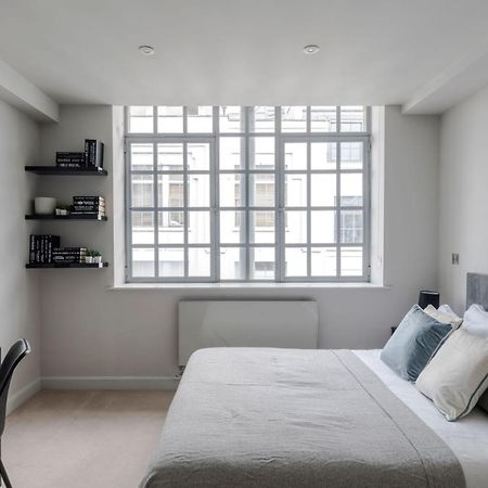 London'S Calling - Farringdon - By Frankie Says 外观 照片